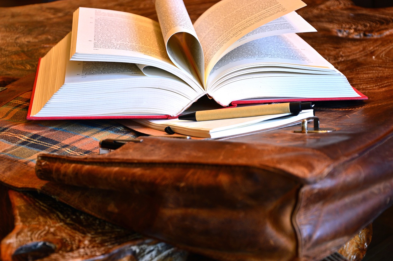 言葉の使い分け　「忖度」・「斟酌」